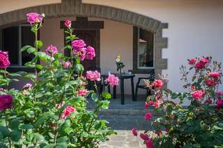 Гостиница Омега-клуб Севастополь Коттедж для отпуска-1