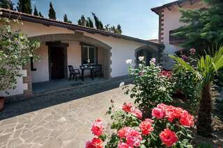 Гостиница Омега-клуб Севастополь Коттедж для семейного отдыха-5