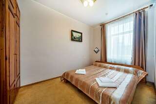 Гостиница Омега-клуб Севастополь Стандартный семейный номер-4