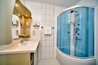 Гостиница Омега-клуб Севастополь Коттедж для отпуска-5