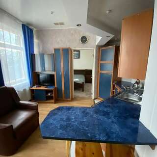 Гостиница Омега-клуб Севастополь Семейный номер-студия-5